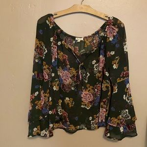 Flowy Top